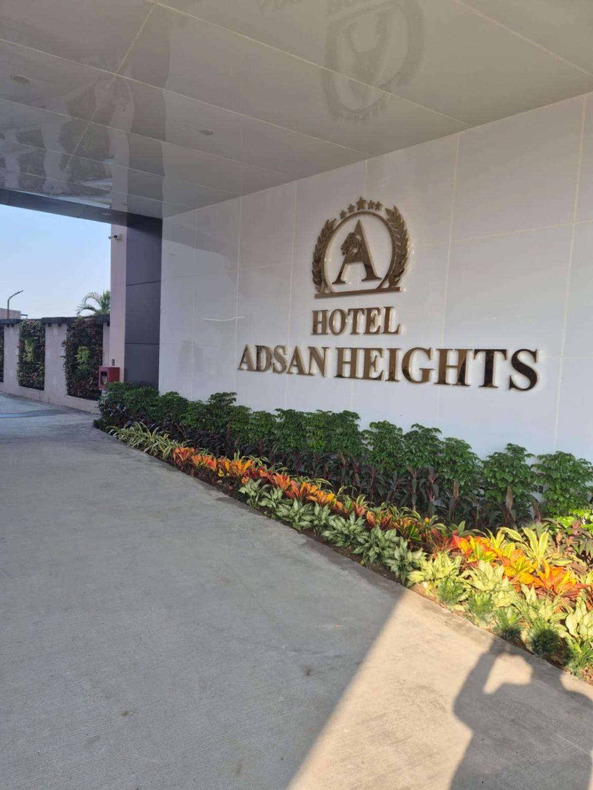 Hotel Adsan Heights Gajraula Extérieur photo